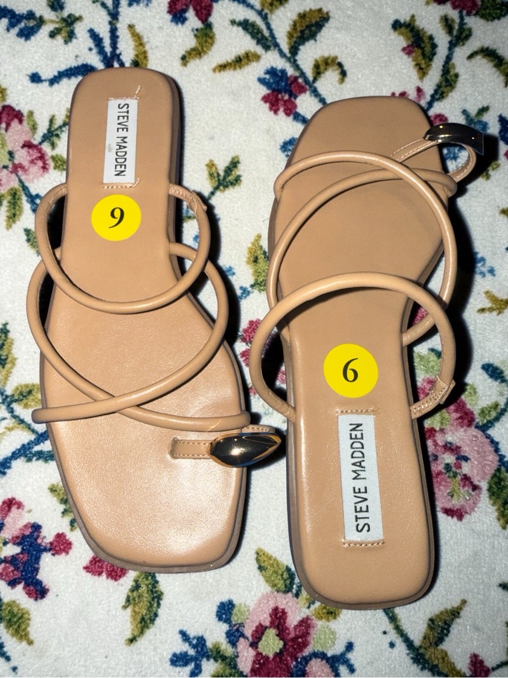 Steve Madden, Adriell Tan Strappy Toe-Ring Flat Sandals Size 9 NWOB